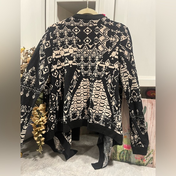 Bohemian Aztec Print Cardigan/Sweater Open Front Size M - Picture 4 of 5
